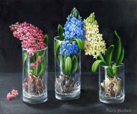 Blomstermaleri med tre hyacinter i glas