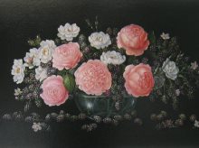 Birthe Jarlbæk - blomstermaleri af en Provenceskål med roser og brombær